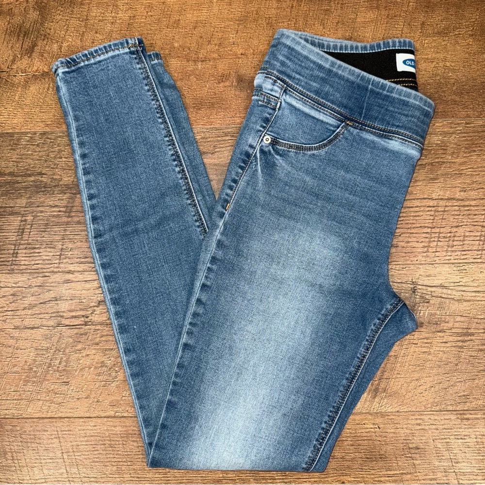 Old Navy Rockstar Jeggings Pull-On Jeans